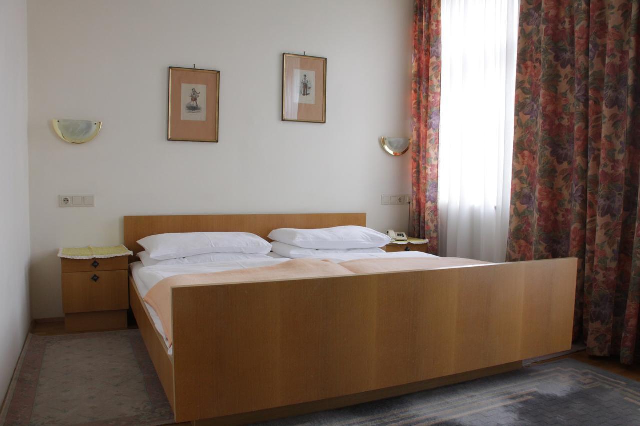 Hotel Restaurant Wachauerhof 스핏즈 외부 사진